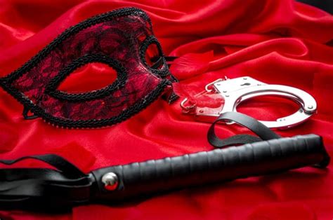 apa itu genre bdsm|Mengenal BDSM yang Berbeda dengan Kekerasan Seksual